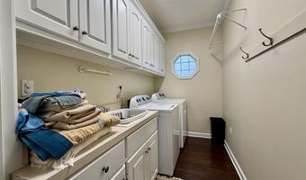 205 Stonebriar Ln, Brandon, MS 39042