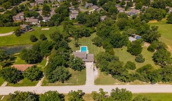 4645 N Hillcrest St, Bel Aire, KS 67220