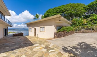 44-443 Kaneohe Bay Dr, Kaneohe, HI 96744