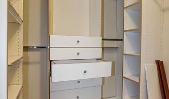 6563 MCKENNA Way, Alexandria, VA 22315