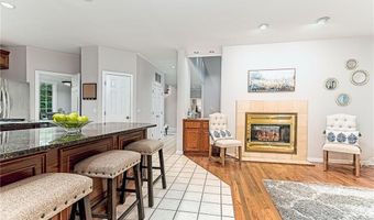 85 Sheep Farm Dr, East Greenwich, RI 02818