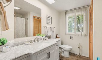 208 E Short St, Beresford, SD 57004