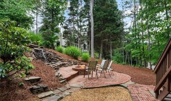 790 Thornberry Dr, Alpharetta, GA 30022