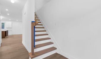 393 Southern Blvd, Bayville, NJ 08721