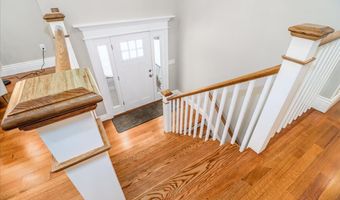 109 Codfish Hill Rd, Bethel, CT 06801