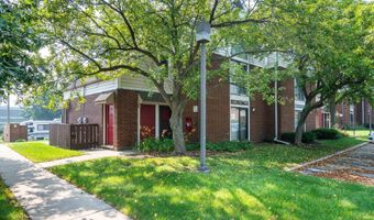 519 D'Onofrio Dr 3, Madison, WI 53719