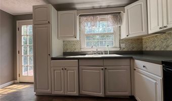161 Lincoln Hts, Alum Creek, WV 25003