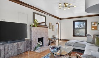 1732 Jackson Ave, Ann Arbor, MI 48103