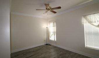 320 Remington Way Dr, Ballwin, MO 63021