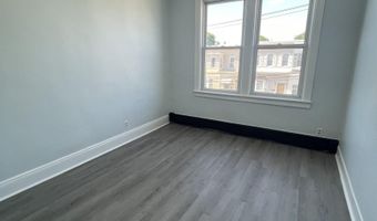 27 E 46TH St 3, Bayonne, NJ 07002