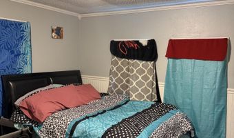 106 E 14th St, Abernathy, TX 79311