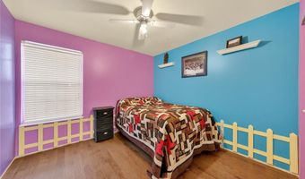 677 Turfwood Dr, Ballwin, MO 63021