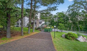 35 Greenlawn Rd, Amawalk, NY 10501