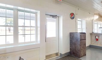 2146 Nc 102 E, Ayden, NC 28513