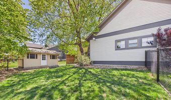 1600 S Parkview Blvd, Brandon, SD 57005