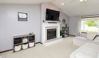 635 25th St SE, Altoona, IA 50009