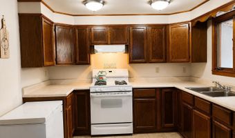 15 Daniels Rd W, Albany, VT 05845