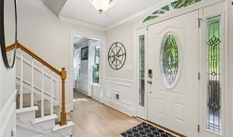 195 Wendy Hill Dr, Alpharetta, GA 30009