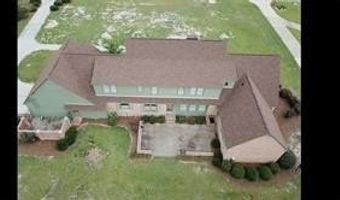 220 Lake Shore Dr, Alma, GA 31510
