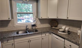 80 Montre Sq NW, Atlanta, GA 30327