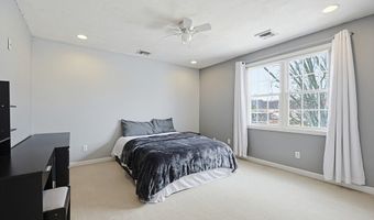 49 Brown St, Attleboro, MA 02703
