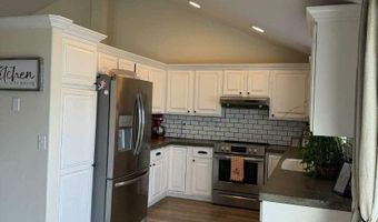 5471 Jerry St, Chubbuck, ID 83202