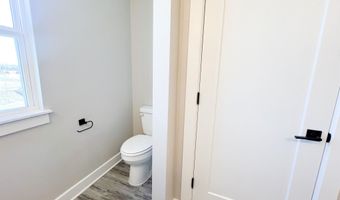 141 S Shay Rd, Andover, KS 67002