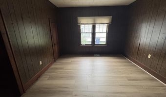 427 E 15th St, Baxter Springs, KS 66713