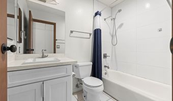 98-588 Kilinoe St 101, Aiea, HI 96701