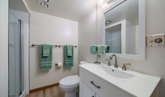 667 S Oswego Ct, Aurora, CO 80012