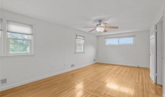 116 Clearview Dr, North Kingstown, RI 02852