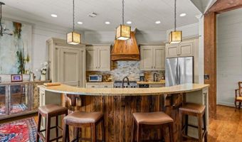 74 Wood Way, Alexander City, AL 35010