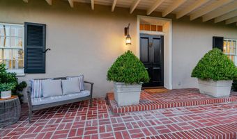 2051 Mendocino Ln, Altadena, CA 91001
