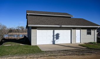 198 W Lake Dr, Arlington, SD 57212