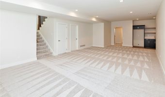 733 17th Ave SE, Altoona, IA 50009