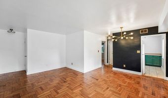 1301 N ODE St 115, Arlington, VA 22209