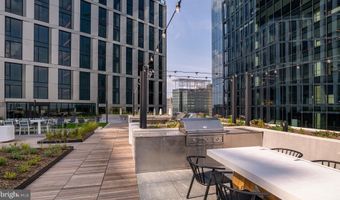 4710 ELM St 0B-W-1101, Bethesda, MD 20814