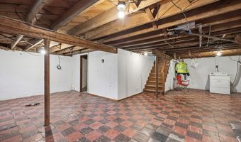 55 River Rd, Agawam, MA 01001