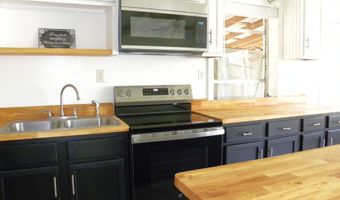 11447 Summer Lane Rd, Biloxi, MS 39532