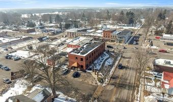 107 S Main St, Almont, MI 48003
