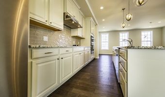 2843 Hardwick Rd, Ann Arbor, MI 48105