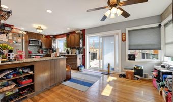 203 MAYER St, Reading, PA 19606