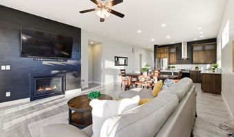 279 S 45th Ave, Brighton, CO 80601