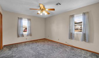 1308 Karen Ave, Altus, OK 73521