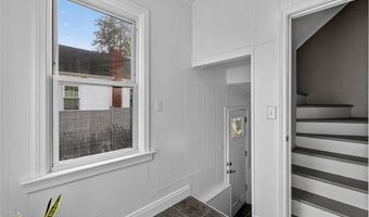 112 Villa Ave, Cranston, RI 02905