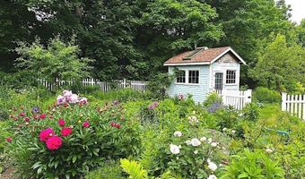 199 Main St, Belfast, ME 04915