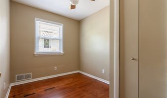 1925 Quayle Dr, Akron, OH 44312