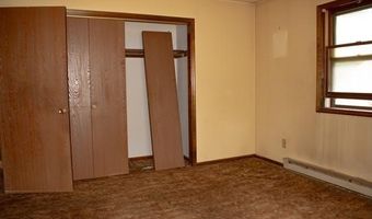11 Melissa Ct, Albany, NY 12205