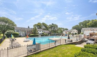 3024 Bolgos Cir, Ann Arbor, MI 48105