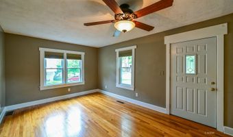 37 Euclid Dr, Athens, OH 45701